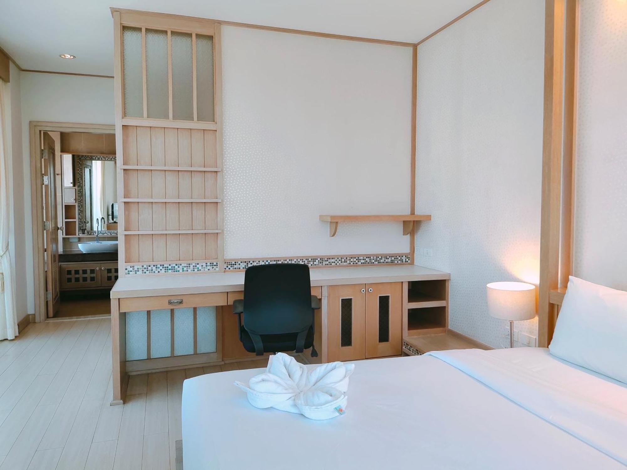 Ratana Hotel Chalong Rawai Dış mekan fotoğraf